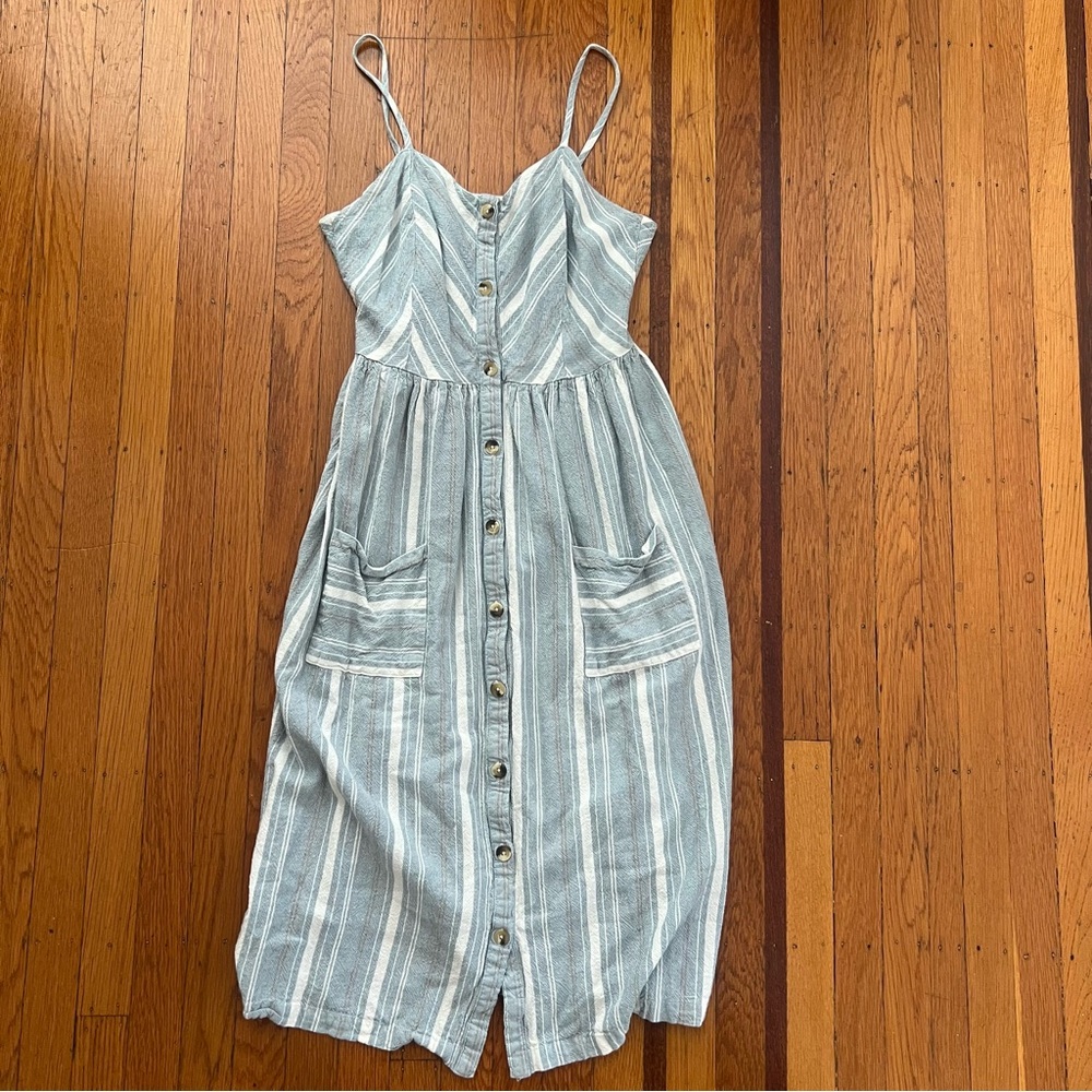 Carly Jean Los Angeles Blue & White Striped Button-Front Midi Dress